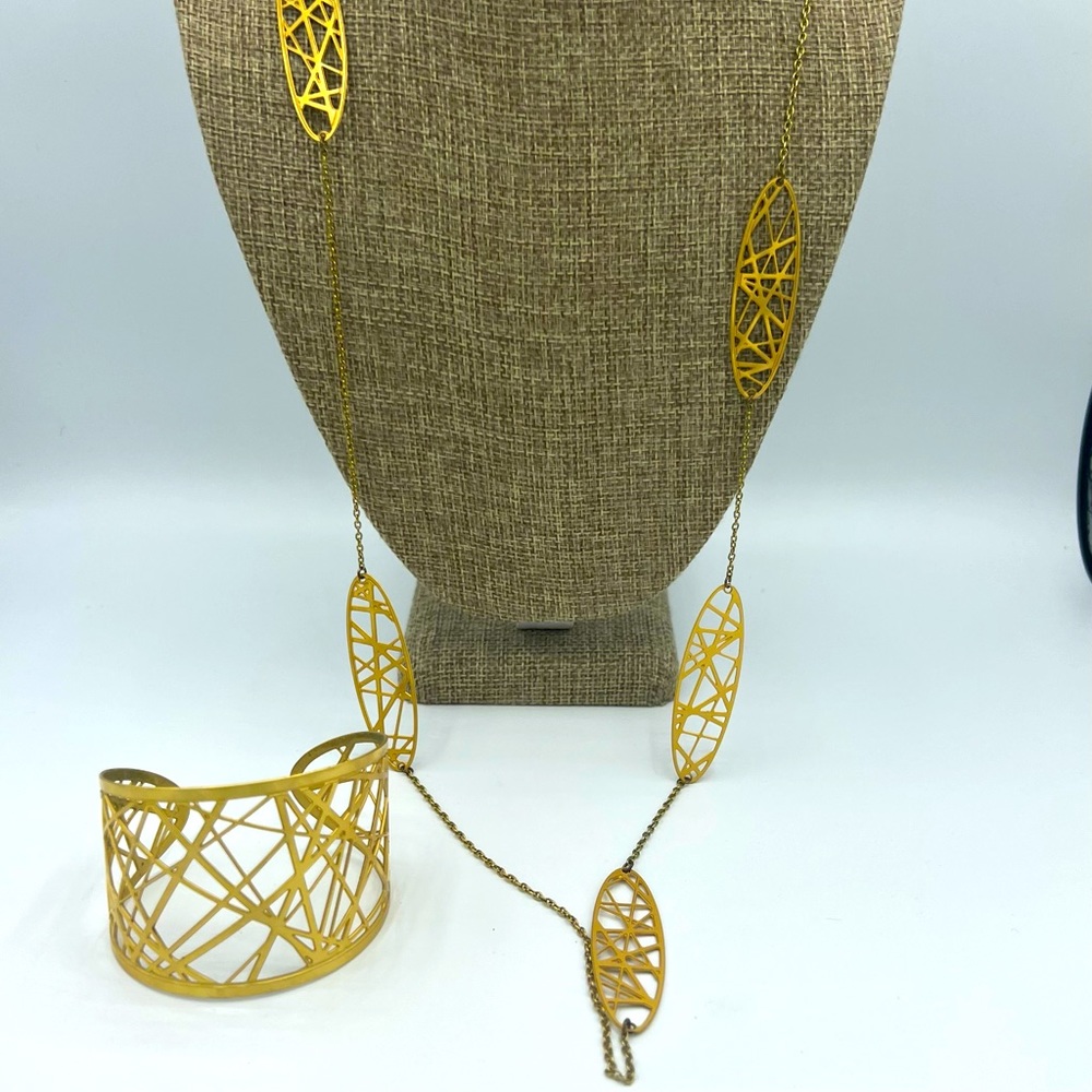 Gold 3d Printed Filament Necklace And Cuff